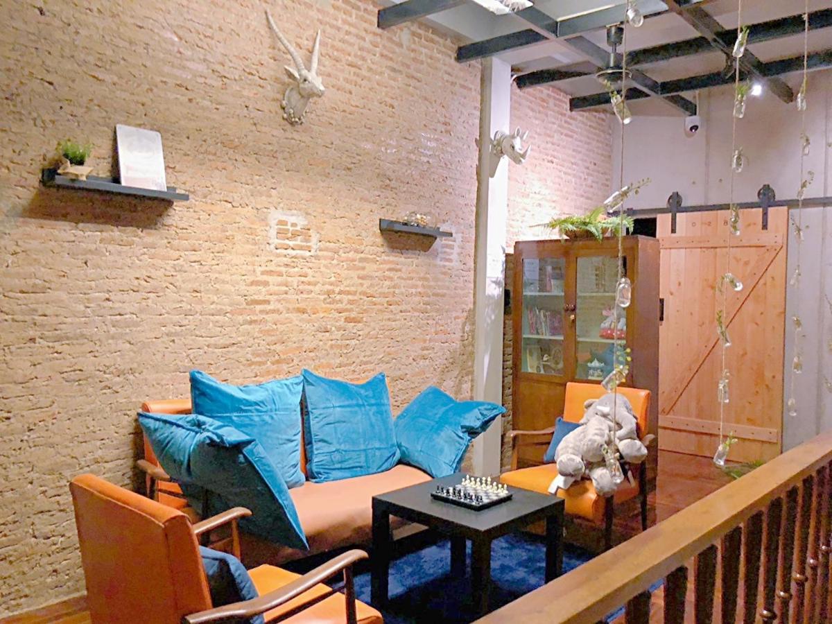 בנגקוק Meemaw'S House Hostel מראה חיצוני תמונה